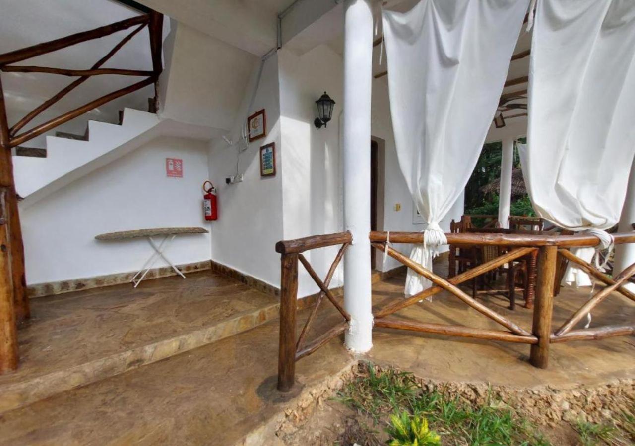 Marine Holiday House Malindi Eksteriør bilde