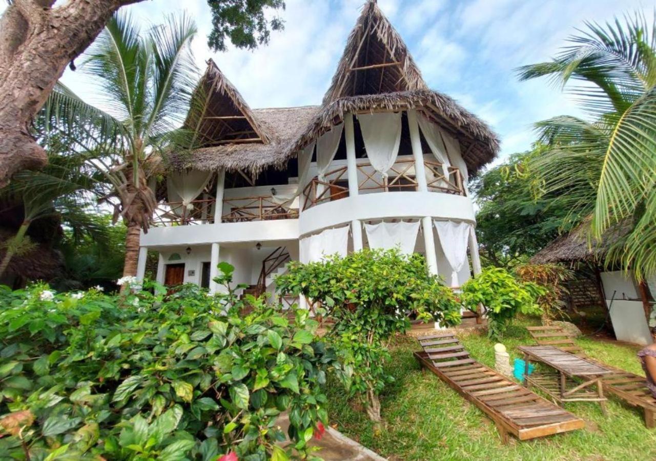 Marine Holiday House Malindi Eksteriør bilde