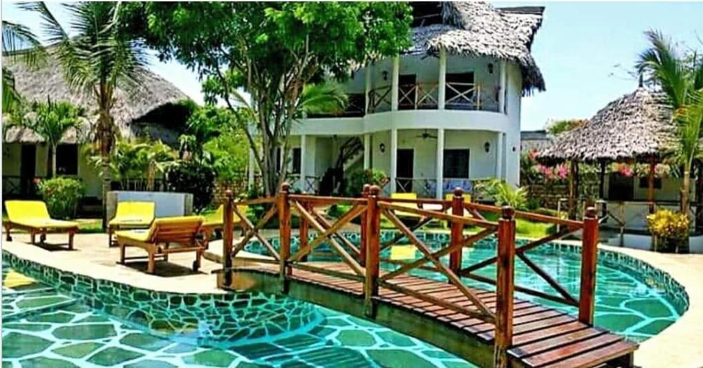 Marine Holiday House Malindi Eksteriør bilde